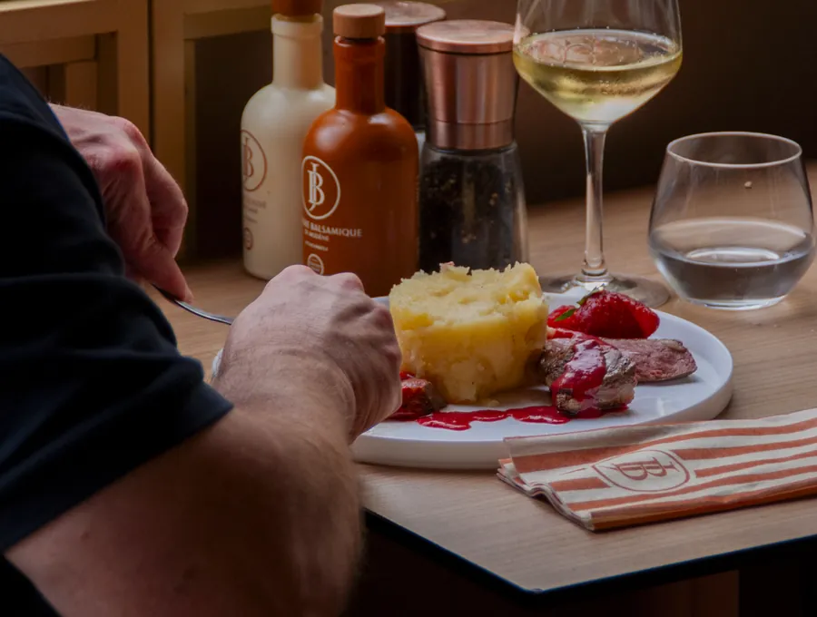 Une brasserie française faite maison au Bistrot de Jennifer, Cours Saleya